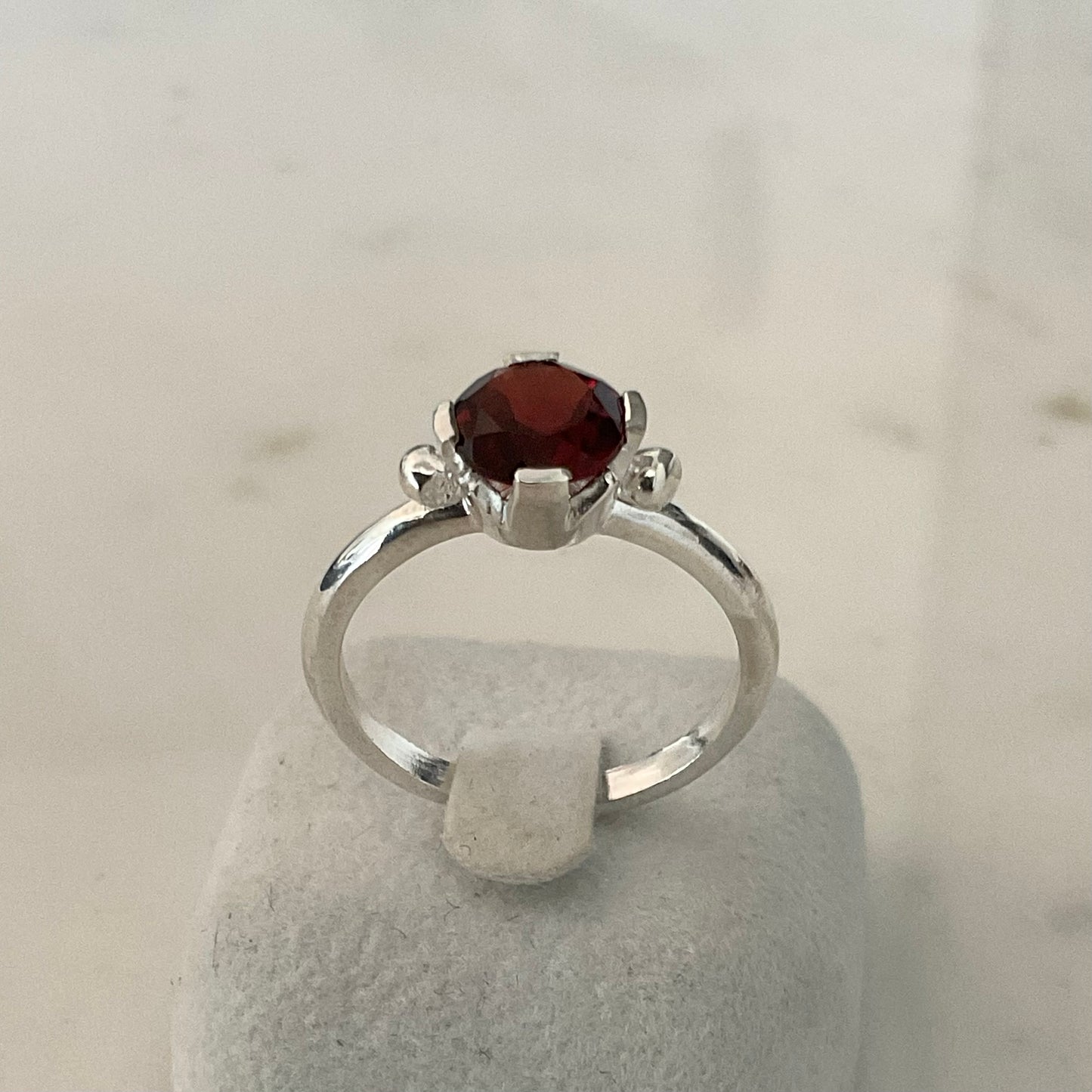 Boudicca Ring | Red Garnet