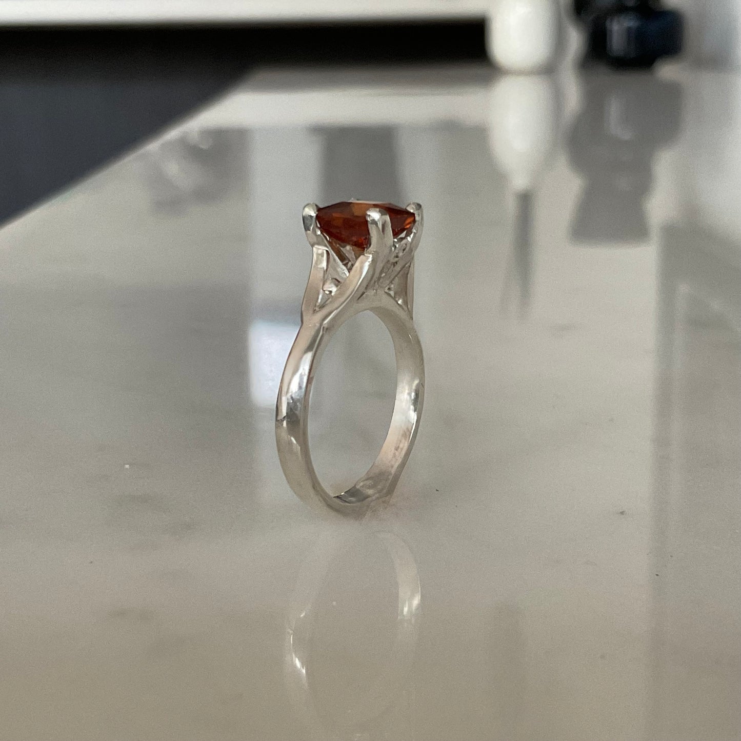 Fanta ring |Orange garnet Size M