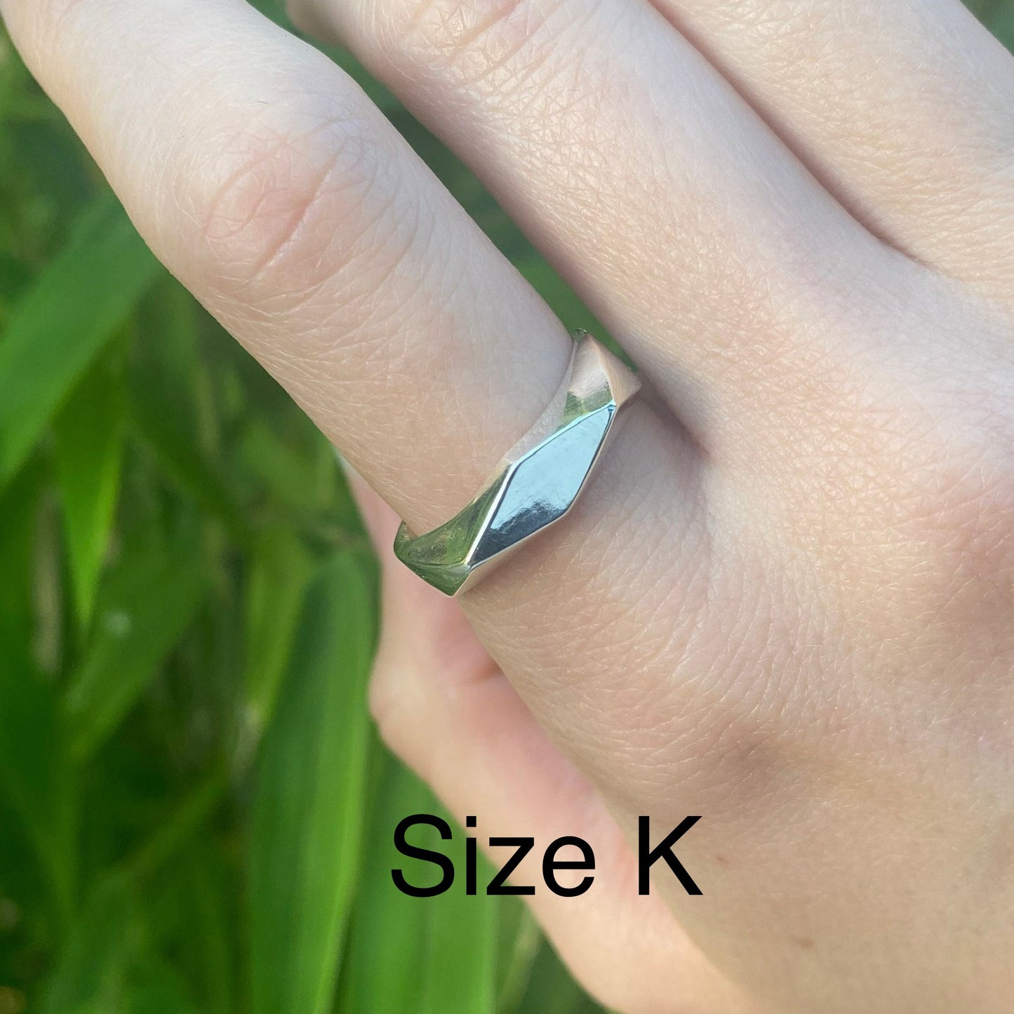 solid silver signet marquise ring size k