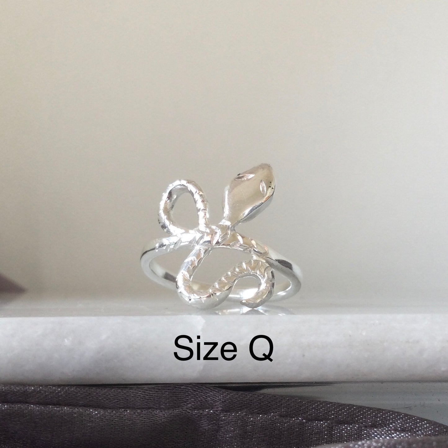 sterling silver snake medusa ring size q