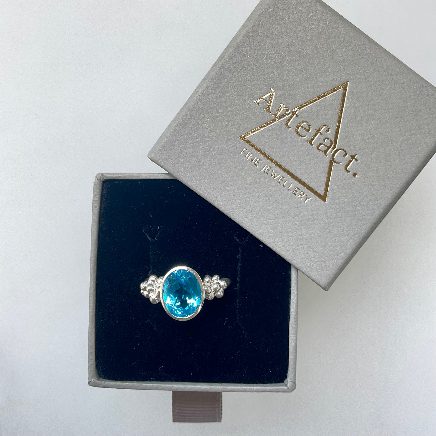 Thira Ring | Swiss blue topaz Size M1/2