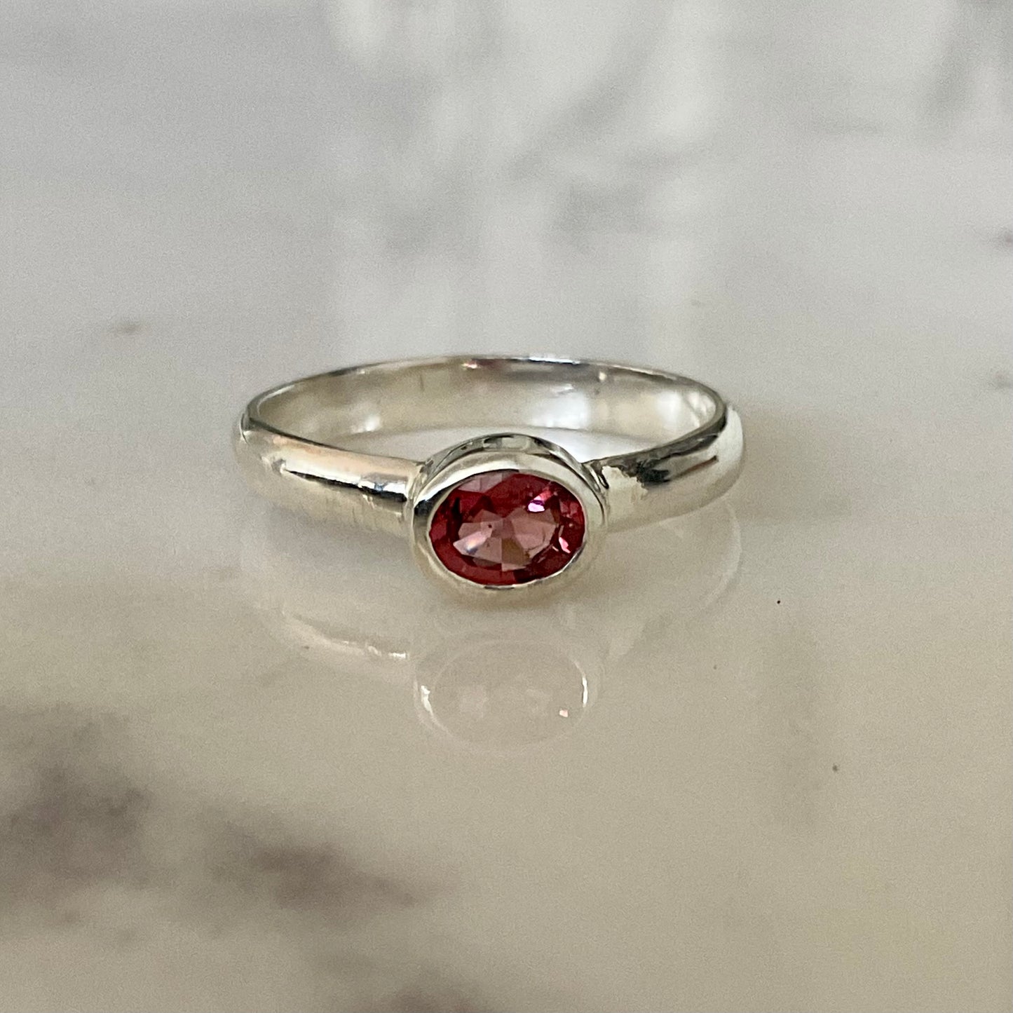 Cosmo ring | Pink or Red Oval Garnet Size K