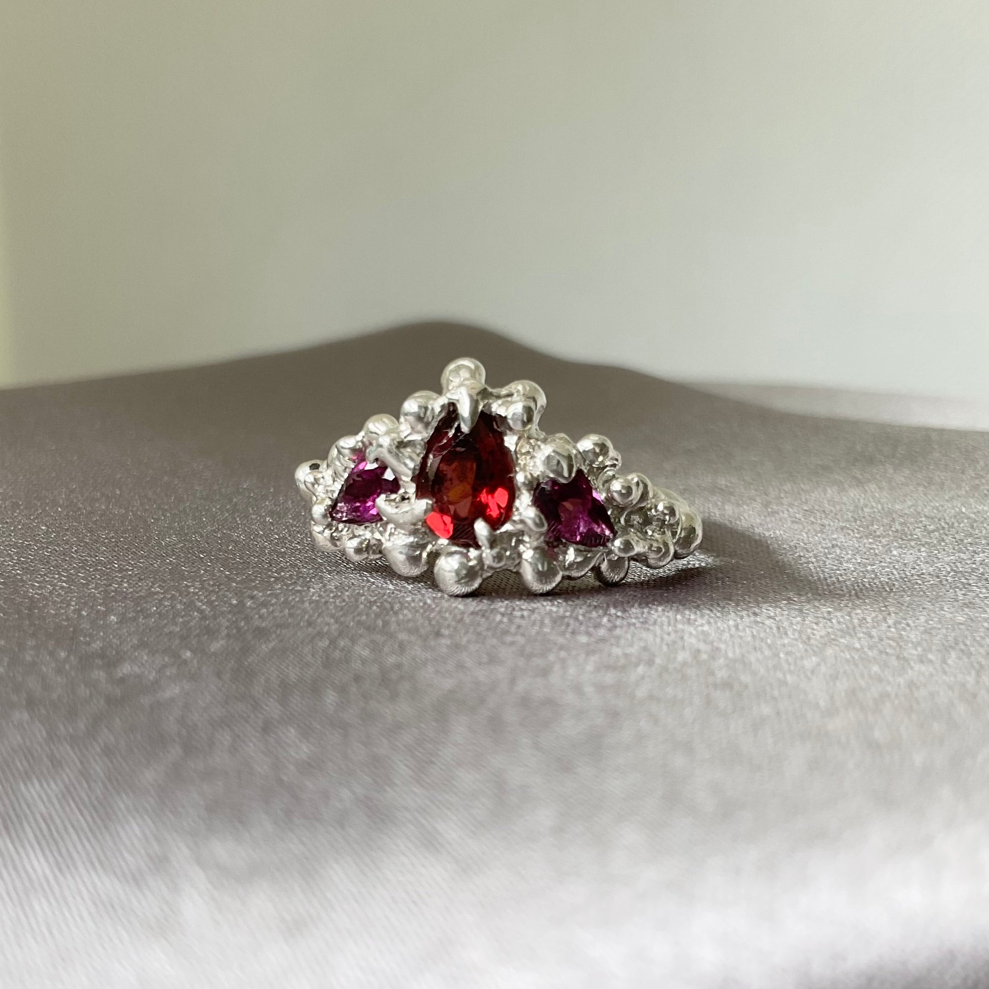 pear shaped mermaid ring size N 1/2
